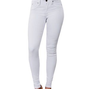 YMI size 3 wannabettabutt? all white skinny jeans, vintage, great condition